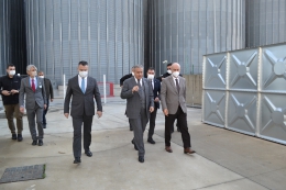 Vali Ali İhsan Su, Tarsus Ticaret Borsasını ziyaret etti