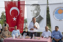 Vahap Seçer, Halkın Gönlünü Fethetmeyi ürdürüyor