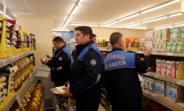 Akdeniz Belediyesi'nden Zincir Marketlere Denetim