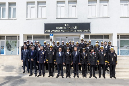 Başkan Seçer, Kent Protokolü ve Vatandaşlarla Bayramlaştı