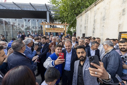 Başkan Seçer, Tarsus Belediyesi'nin Halk Sofrası Etkinliğine Katıldı