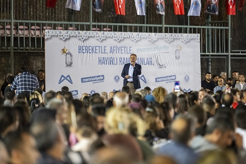 BAŞKAN SEÇER, BÜYÜK AİLESİ İLE İFTARDA BAYRAMLAŞTI