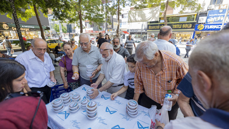 MERSİN BÜYÜKŞEHİR’DEN 13 İLÇEDE 19 BİN KİŞİLİK AŞURE İKRAMI
