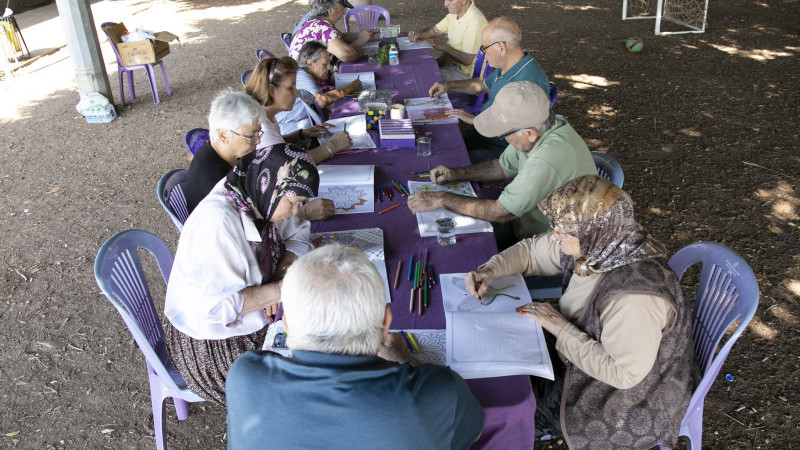 Mersin Büyükşehir Alzheimer Hastalarıyla Bir Araya Geldi 