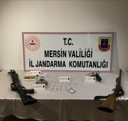 Tarsus’ta uyuşturucu operasyonunda 5 Kişi Tutuklandı