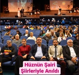 Hüznün Şairi Ümit Yaşar Oğuzcan Şiirleriyle Anıldı