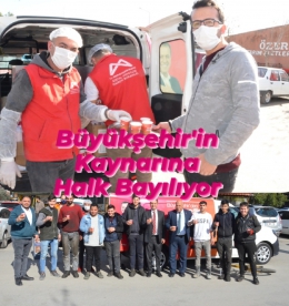 Mersin Büyükşehir'den Sanayi Sitesi Esnaflarına Kaynar İkramı 