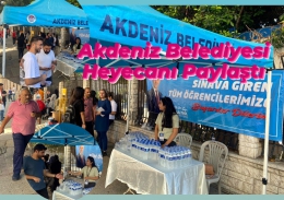 Akdeniz Belediyesi Gençlerin ve Ailelerinin Heyecanını Paylaştı