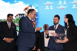 Toroslar Belediyesi'nden İlk Evim Projesine Arsa Tahsisi