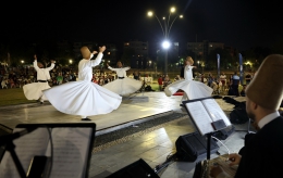 Akdeniz Belediyesi'nden Mevlana'yı Anma Etkinliği