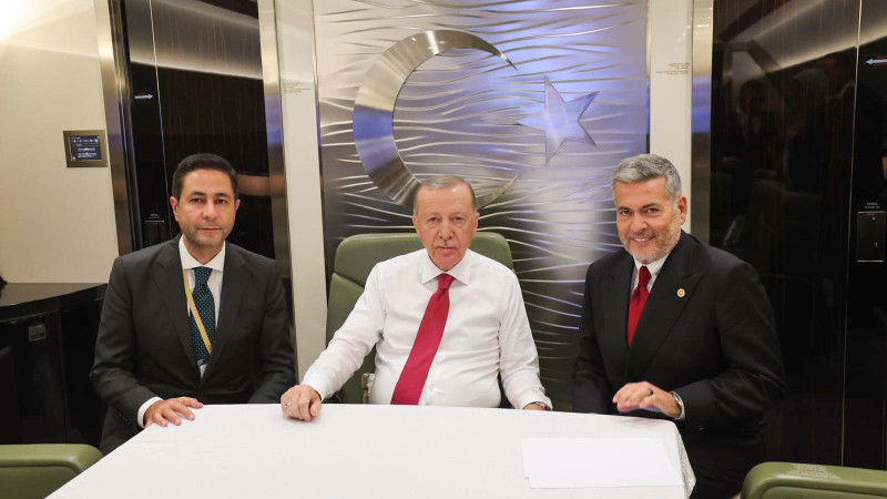 Levent Uysal, Cumhurbaşkanı Erdoğan'a Yurtdışında Eşlik Etti