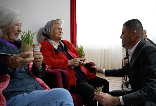 CHP Mezitli Adayı Serkan Tuncer Gönülleri Fethetti