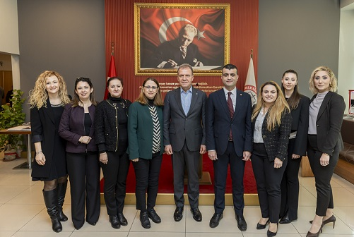 Başkan Seçer, METÜD Üyeleri ve Hukukçularla Biraraya Geldi