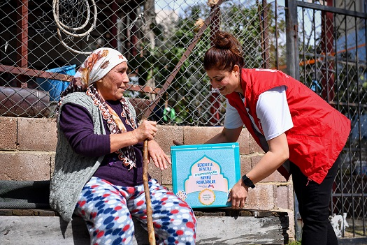 Büyükşehir Belediyesi Bu Ramazanda da Dayanışma Paketi Dağıtıyor