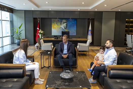 Asrın Efe ve Ailesinden Vahap Seçer'e Teşekkür