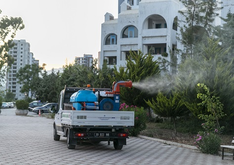Büyükşehir İlaçlama Ekipleri Sahada