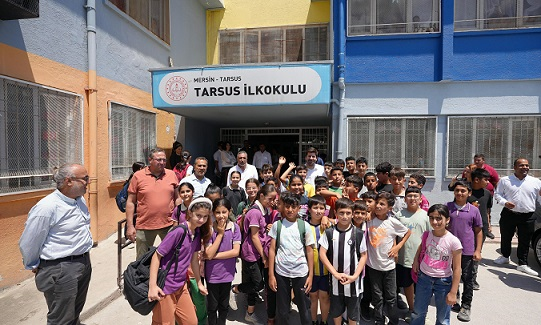 Tarsus Belediyesi'nden Dünya Süt Günü Etkinliği
