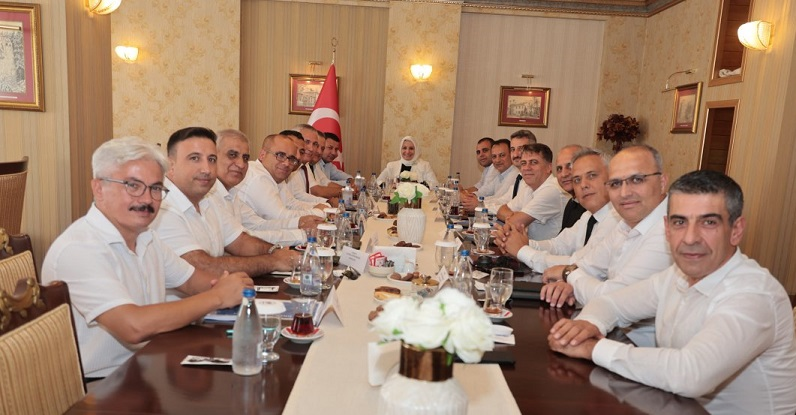 İl Müdürü Fazilet Durmuş, Milli Eğitim Müdürleriyle Buluştu