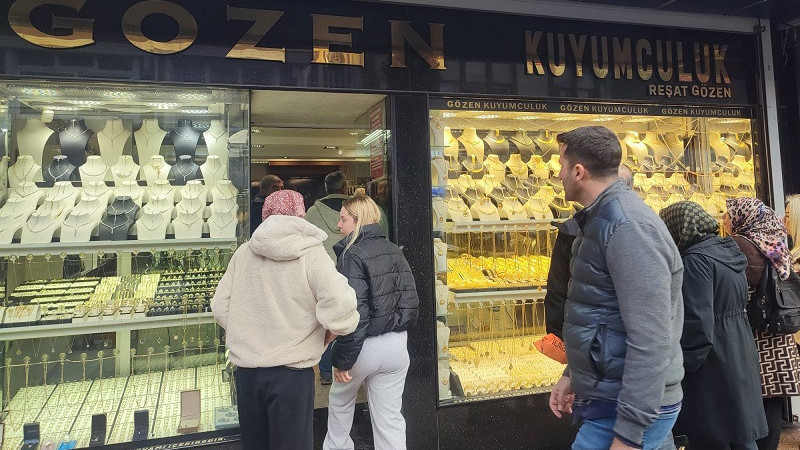 Tarsus Gözen Kuyumcu'sunda Silahlı Soygun