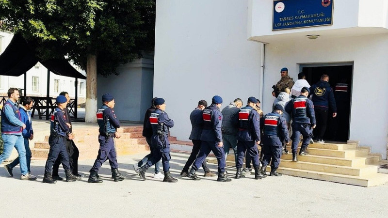 Tarsus'ta Uyuşturucu Operasyonunda 40 kişi tutuklandı 