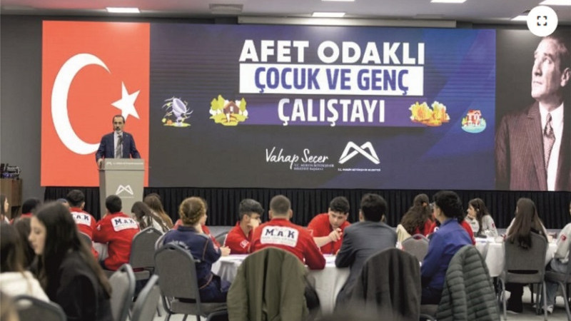 Mersin'de 'Afet Odaklı Çocuk ve Genç Çalıştayı' düzenlendi