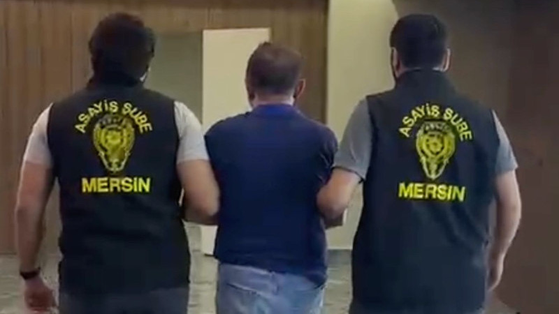 Mersin'de 65 Yıl Kesinleşmiş Hapis Cezası Bulunan Firari Yakalandı 