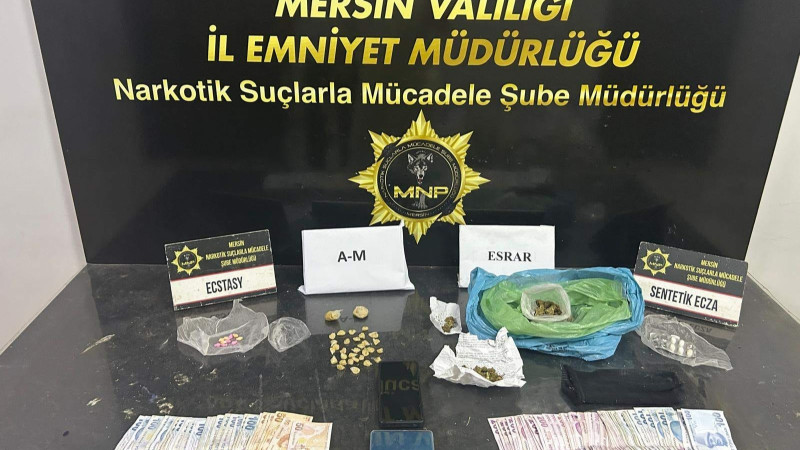 Mersin'de Uyuşturucu ve Satıcıların Kökü Kazınıyor