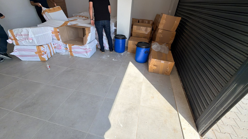 Mersin'de Uyuşturucu Operasyonunda 6 milyon Boş Kapsül Ele Geçirildi